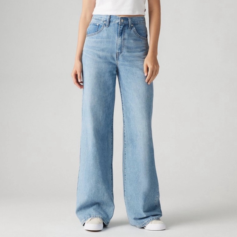 Levi's Women's Sky Blue Flare Jeans